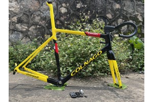 Bicicleta de carretera con cuadro de carbono Colnago V3RS