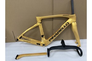 Pinarello DogMa F Carbon maantiepyörän runko kultaa
