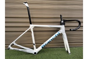Cuadro de bicicleta de carretera de fibra de carbono Bianchi Specialissima blanco