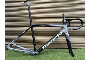 Cadre de vélo de route en fibre de carbone Bianchi Specialissima