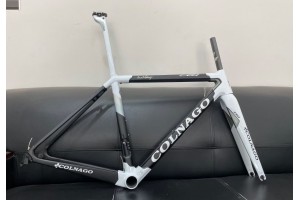 Bicicleta de carretera Colnago C64 con cuadro de carbono