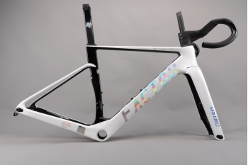 Nou factor Ostro VAM Carbon Fibre Road RADE BICYLE CROM CHROME ALB