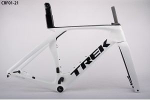 Trek Madone peegelkaamera Gen7 süsinikkiust maanteerattaraam valge